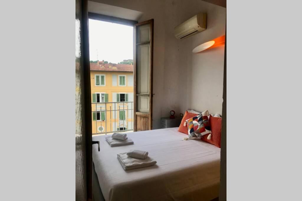 Sunny Top Floor In San Frediano Florens Exteriör bild